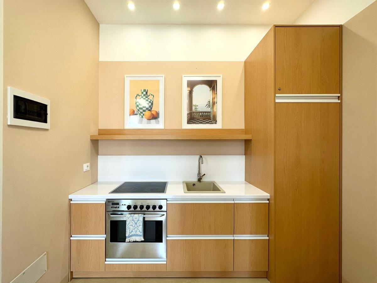 13 Eur For Monthly Stay - Home By The Sea - Hbs Golem  Exterior foto