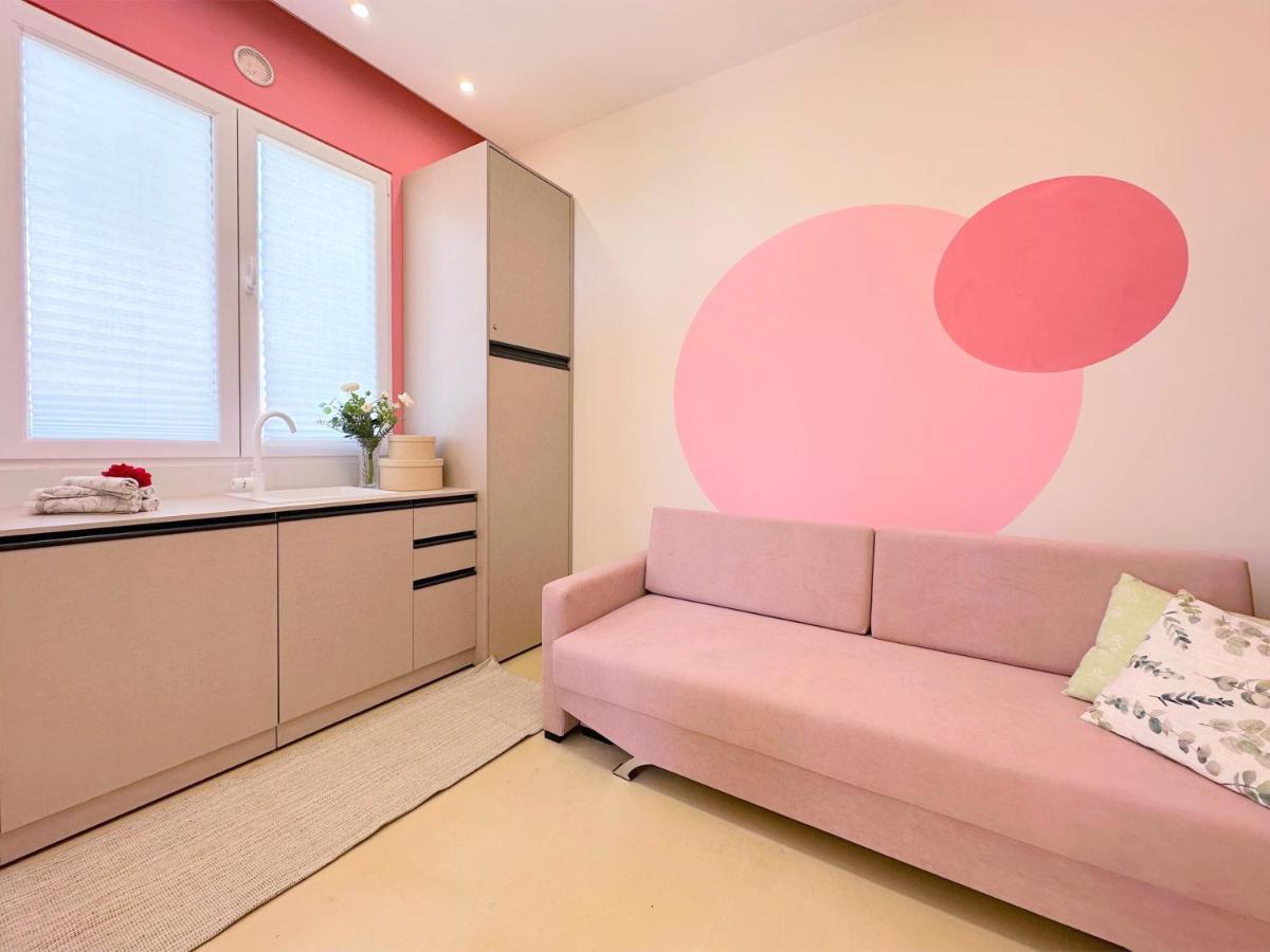 13 Eur For Monthly Stay - Home By The Sea - Hbs Golem  Exterior foto